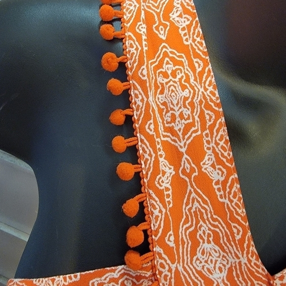 Loft medium orange top. Zipper back with shoulder straps with little pom poms. - Picture 8 of 15